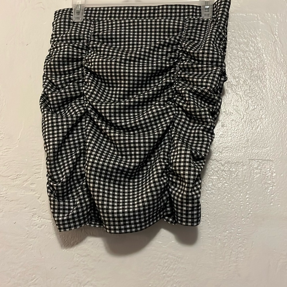 Black and white gingham ruched skirt